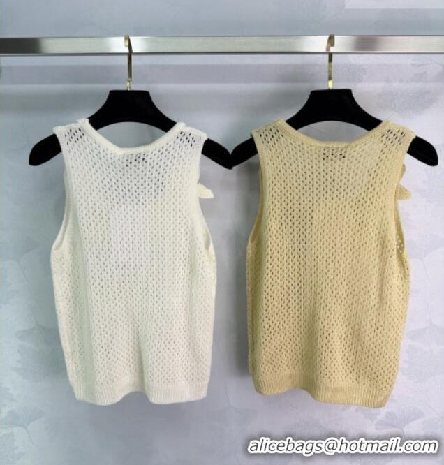 Good Discount Chanel Wool Blend Knit Vest with Bloom CH042206 Yellow 2026