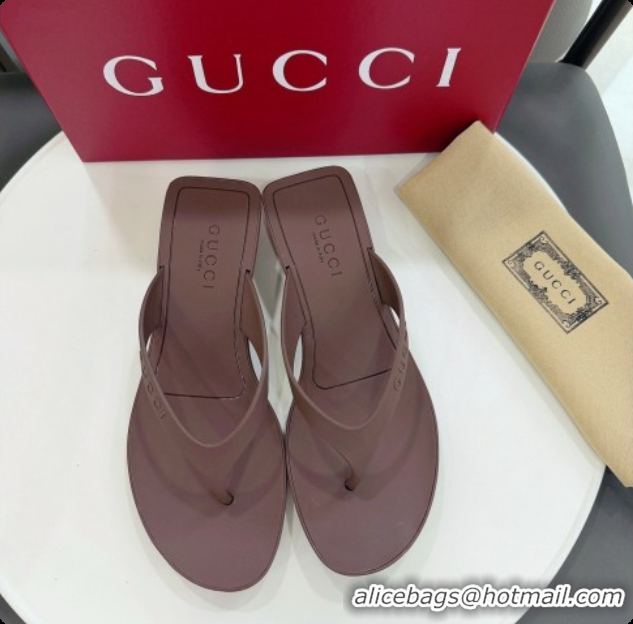 Popular Style Gucci Rubber Vittoria Thong Sandals 6080761 Brown 2026