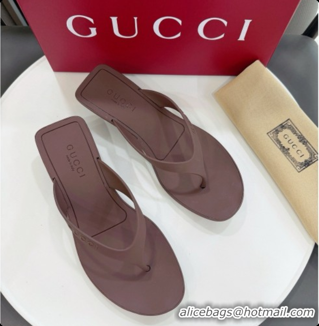 Popular Style Gucci Rubber Vittoria Thong Sandals 6080761 Brown 2026