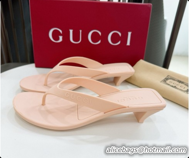Luxury Gucci Rubber Vittoria Thong Sandals 6080761 Beige 2026