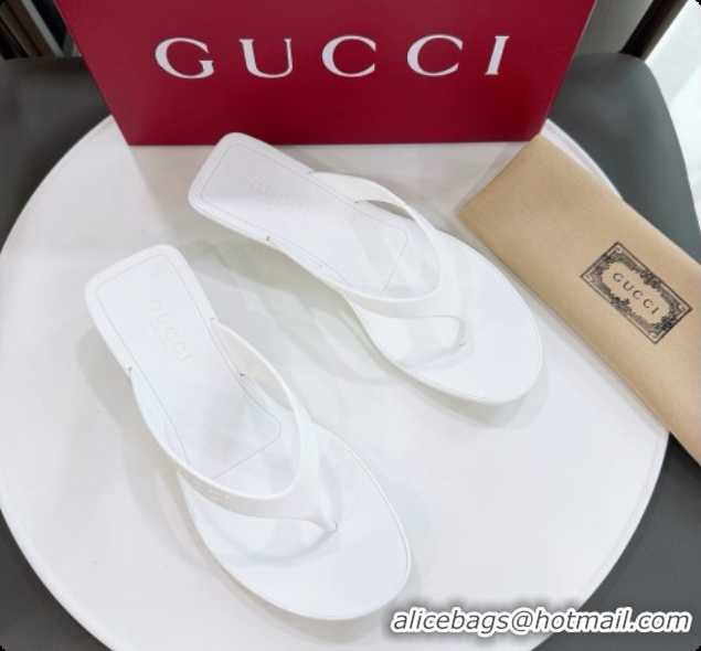 Low Cost Gucci Rubber Vittoria Thong Sandals 6080761 White 2026