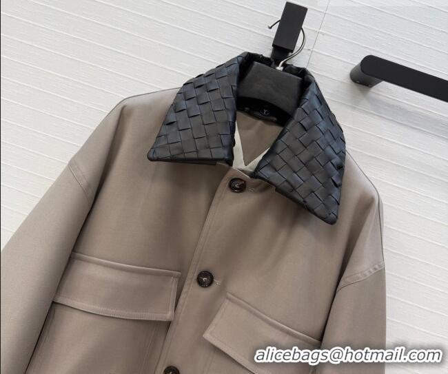 Famous Brand Bottega Veneta Lambskin Leather Neck Jacket BV032501 Grey 2026
