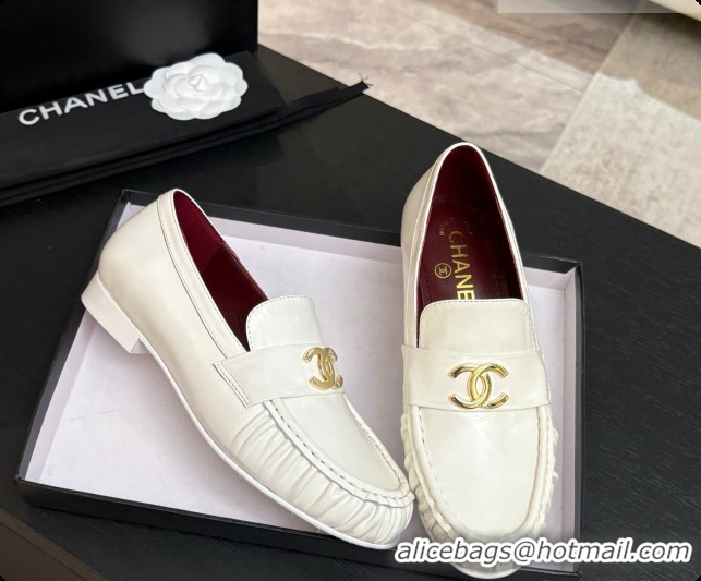 Perfect Chanel Shiny Lambskin Mocassins Loafers G47396 White 2026