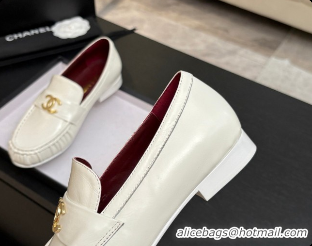 Perfect Chanel Shiny Lambskin Mocassins Loafers G47396 White 2026