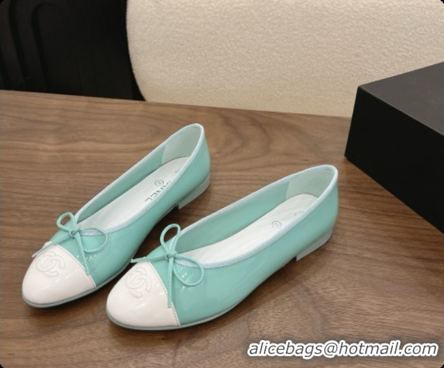 Buy Luxury Chanel Patent Leather Ballet Flat G02819 CH072842 Light Blue/White 2026