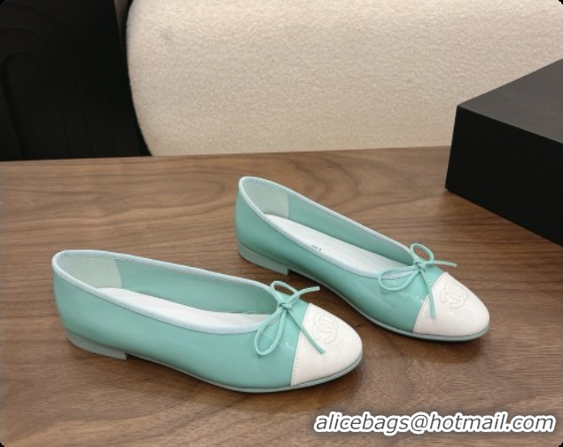 Buy Luxury Chanel Patent Leather Ballet Flat G02819 CH072842 Light Blue/White 2026