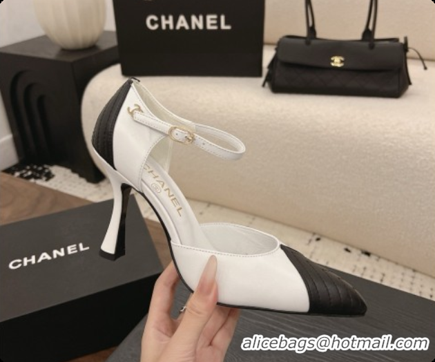 Best Price Chanel Lambskin Mary Janes G47288/G47287 White/Black 2026