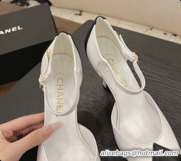Best Price Chanel Lambskin Mary Janes G47288/G47287 White/Black 2026