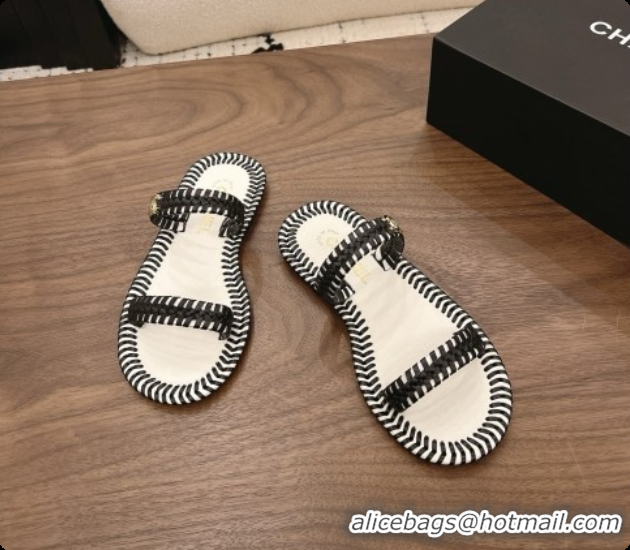 Charming Chanel Coco Beach Calfskin Mules Sandals G47142 Black/White 2026