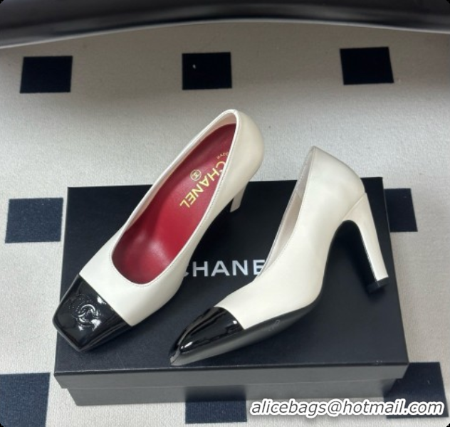 Top Design Chanel Lambskin & Patent Calfskin Pump CH081562 White 2026