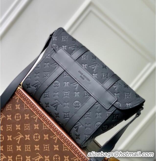 Top Grade Louis Vuitton Mens Christopher Messenger Bag in Black Taurillon Monogram Leather M28324 Black 2026