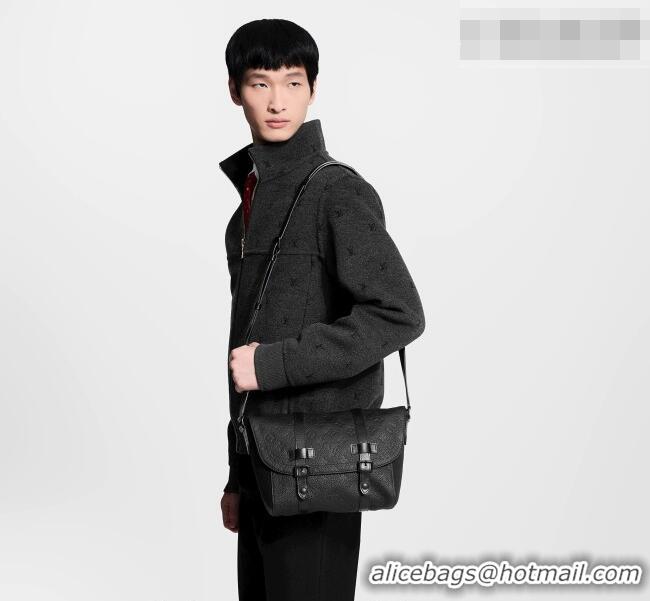 Top Grade Louis Vuitton Mens Christopher Messenger Bag in Black Taurillon Monogram Leather M28324 Black 2026