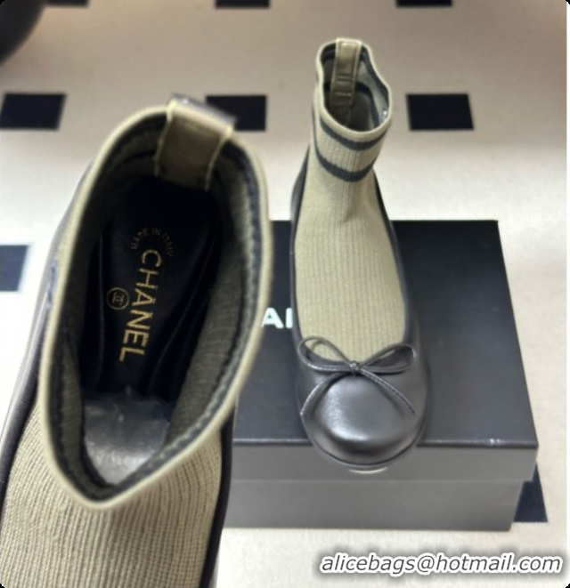 Classic Hot Chanel Lambskin & Knit Sneakers G47572 Black/Green 2026