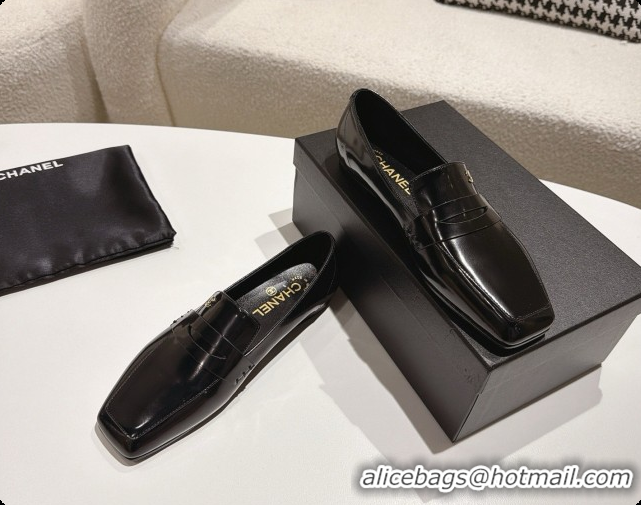 Purchase Chanel Shiny Calfskin Moccasins Loafers G47493 Black 2026