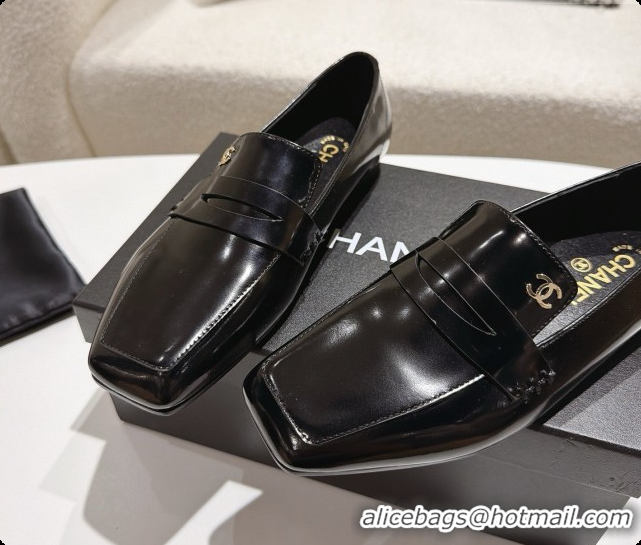 Purchase Chanel Shiny Calfskin Moccasins Loafers G47493 Black 2026