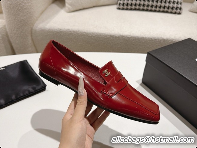 Shop Duplicate Chanel Shiny Calfskin Moccasins Loafers G47493 Burgundy 2026