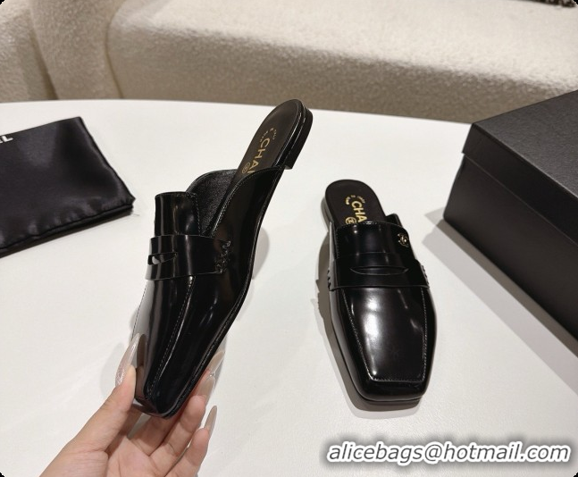 Perfect Chanel Shiny Calfskin Mules G47494 Black 2026