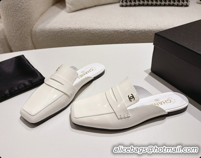 Pretty Style Chanel Shiny Calfskin Mules G47494 White 2026