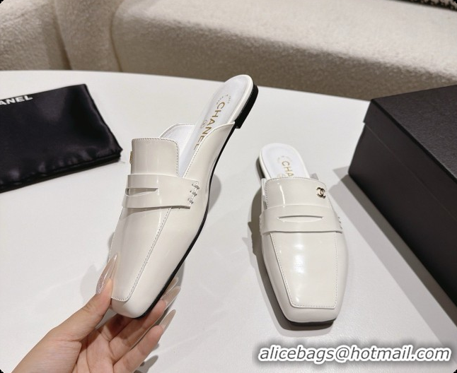 Pretty Style Chanel Shiny Calfskin Mules G47494 White 2026