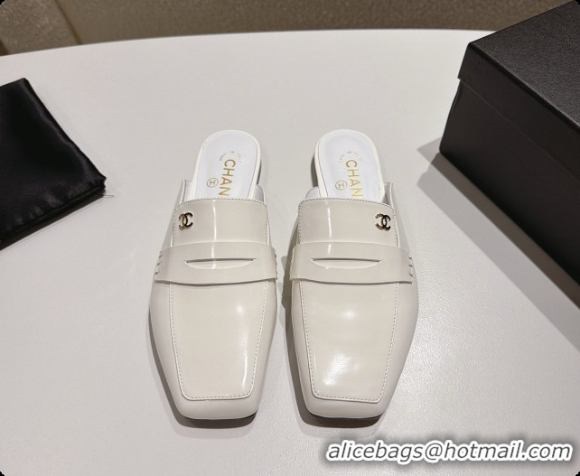 Pretty Style Chanel Shiny Calfskin Mules G47494 White 2026