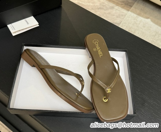 Luxury Chanel Goatskin Thongs Sandals G47319 Khaki Green 2026