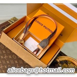 Traditional Specials Louis Vuitton LV Cloche Key Holder M03689 2026