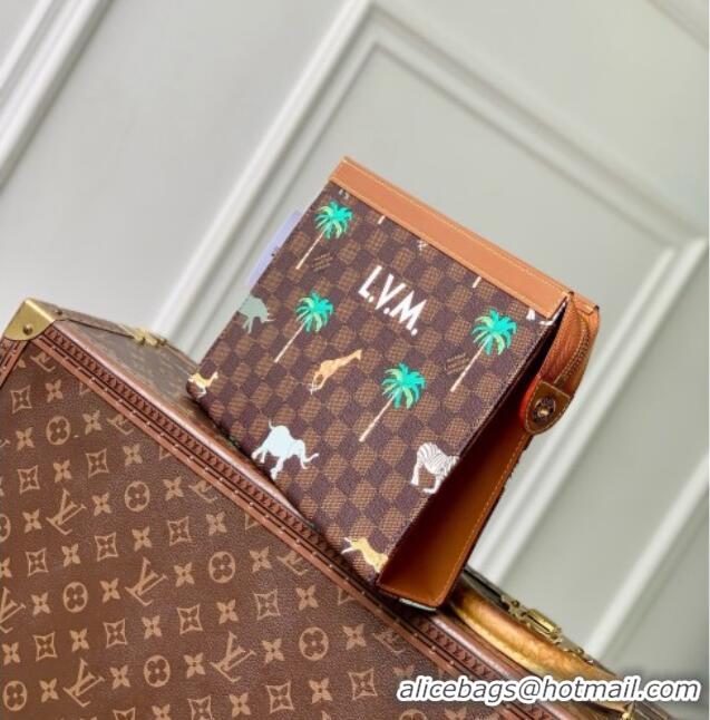 Top Quality Louis Vuitton Pochette Voyage MM x The Darjeeling Limited Clutch Bag in Brown Damier Ebene Heritage Canvas N