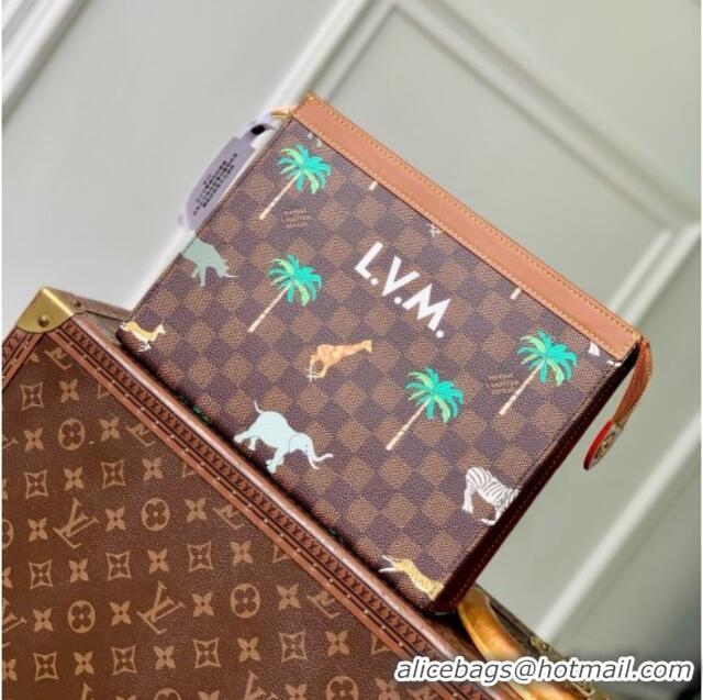 Top Quality Louis Vuitton Pochette Voyage MM x The Darjeeling Limited Clutch Bag in Brown Damier Ebene Heritage Canvas N