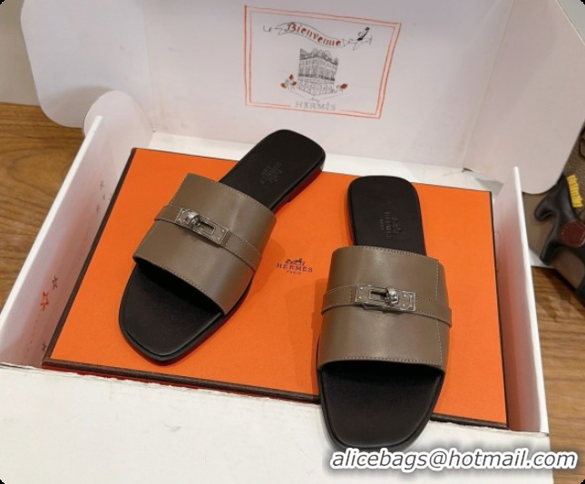 Popular Style Hermes Giulia sandal in Calfskin with Kelly Buckle H080757 Grey 2026