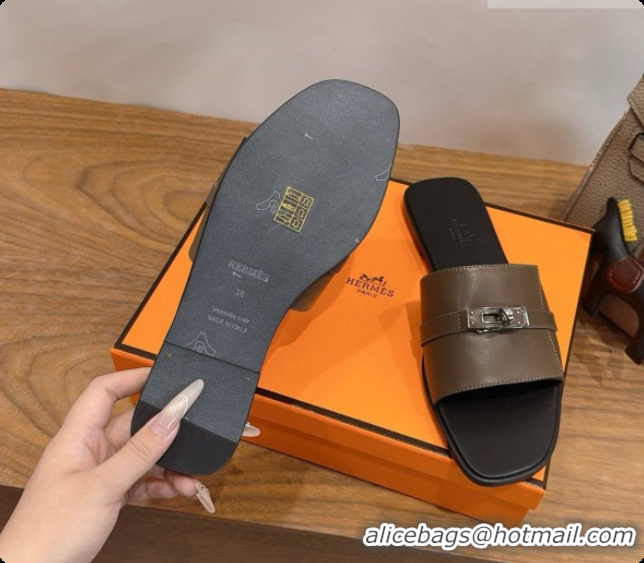 Popular Style Hermes Giulia sandal in Calfskin with Kelly Buckle H080757 Grey 2026