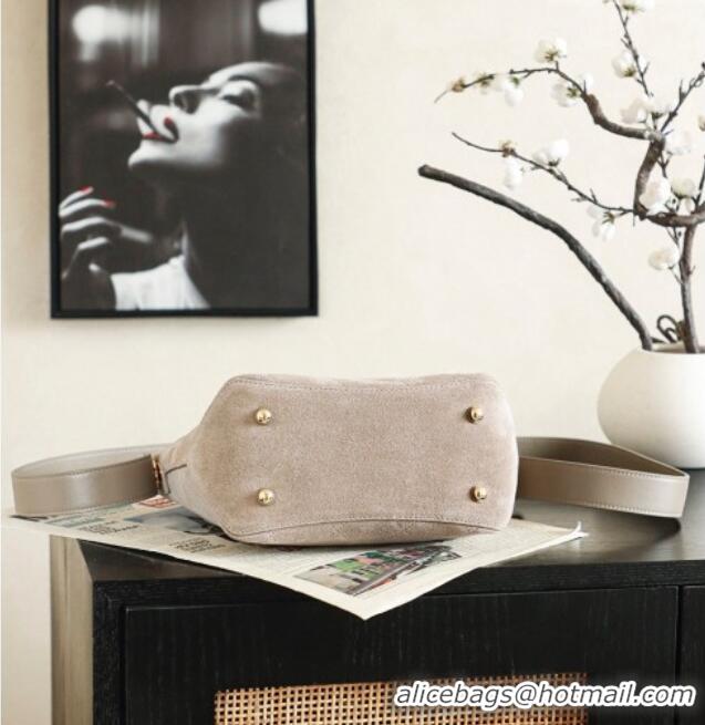 Free Shipping Inexpensive Chanel Suede Hobo Bag 6268 Grey 2026