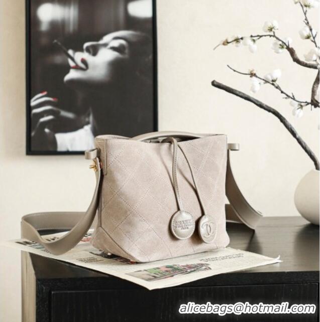 Free Shipping Inexpensive Chanel Suede Hobo Bag 6268 Grey 2026