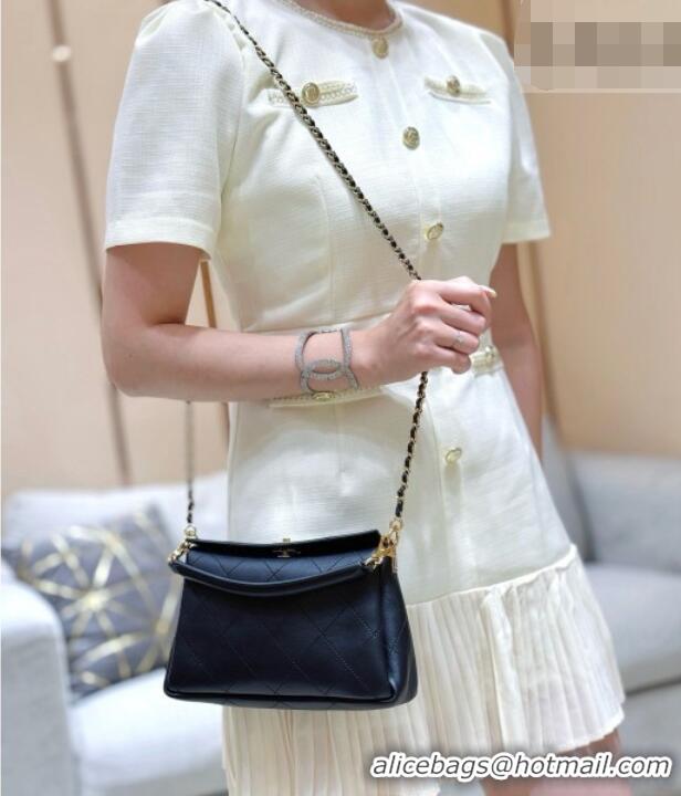 Best Price Chanel Chain Shoulder Bag in Black Calfskin AS6255 2026 Top Quality