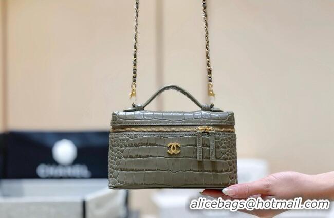 Well Crafted Chanel Vanity with Chain in Crocodile Embossed Calfskin AP5346 Grey 2026 Top Quality