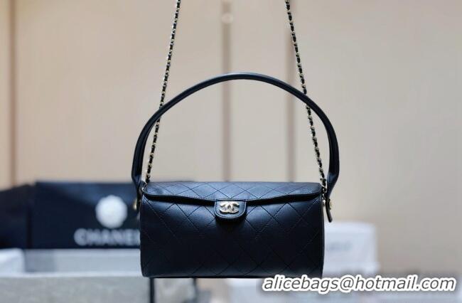 Famous Brand Chanel Lambskin Clutch with Chain AP5294 Black 2026 Top Quality