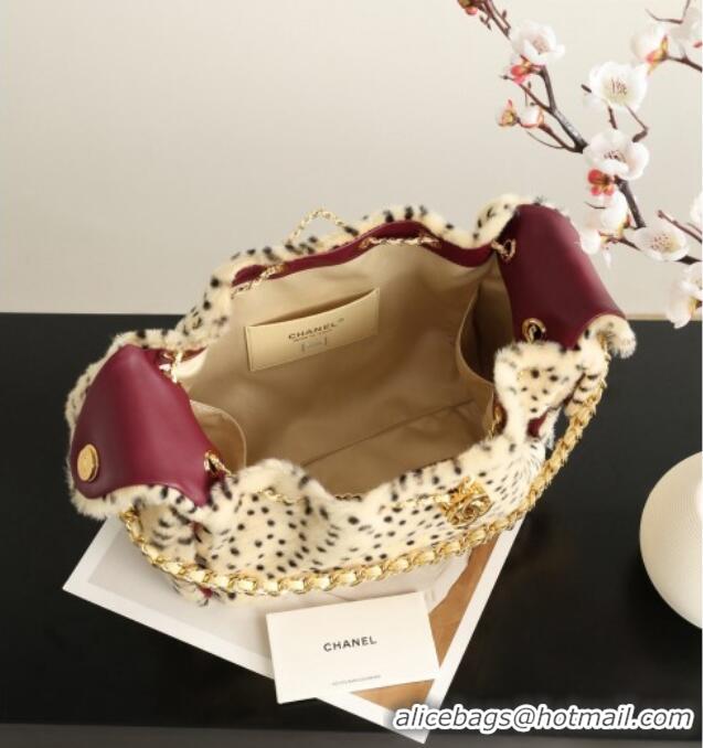 Best Quality Chanel 25 Small Handbag Catwalk Style AS5293 Beige 2026