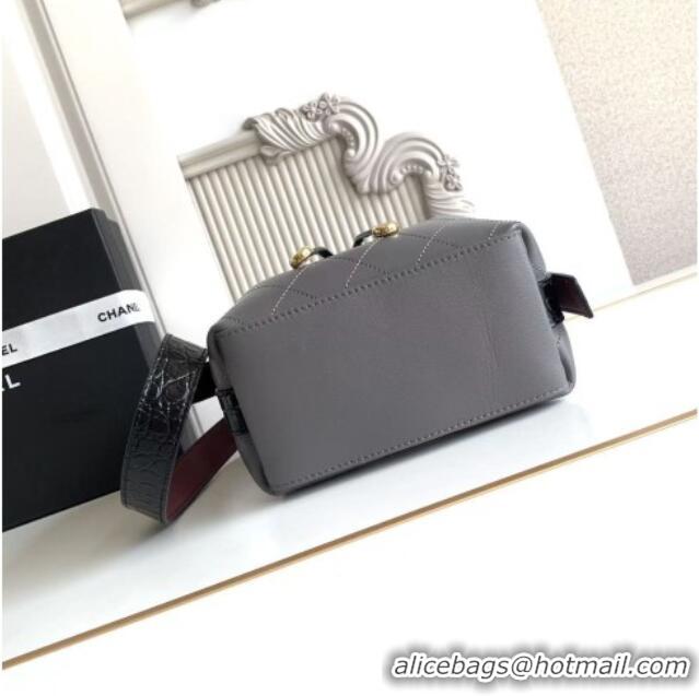 Market Sells Chanel Quilted Calfskin Mini Bucket Bag AS6537 Grey 2026