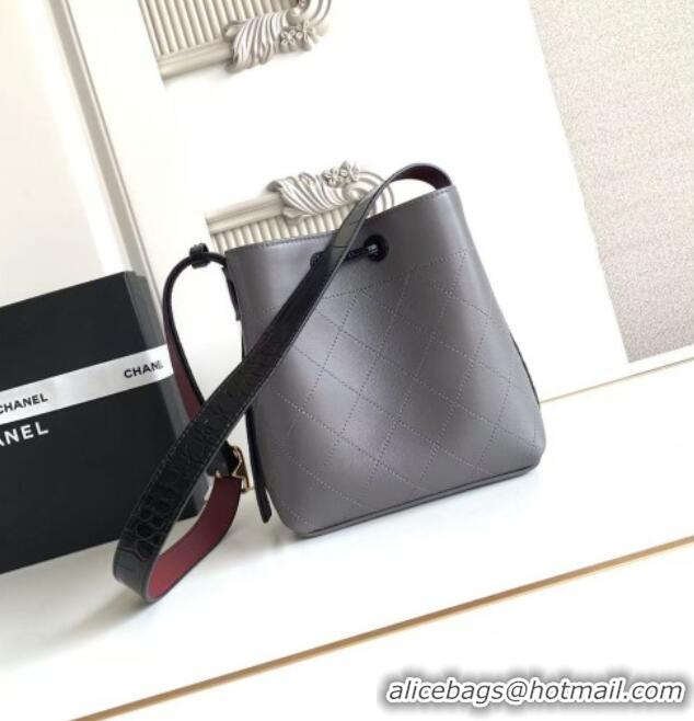 Market Sells Chanel Quilted Calfskin Mini Bucket Bag AS6537 Grey 2026