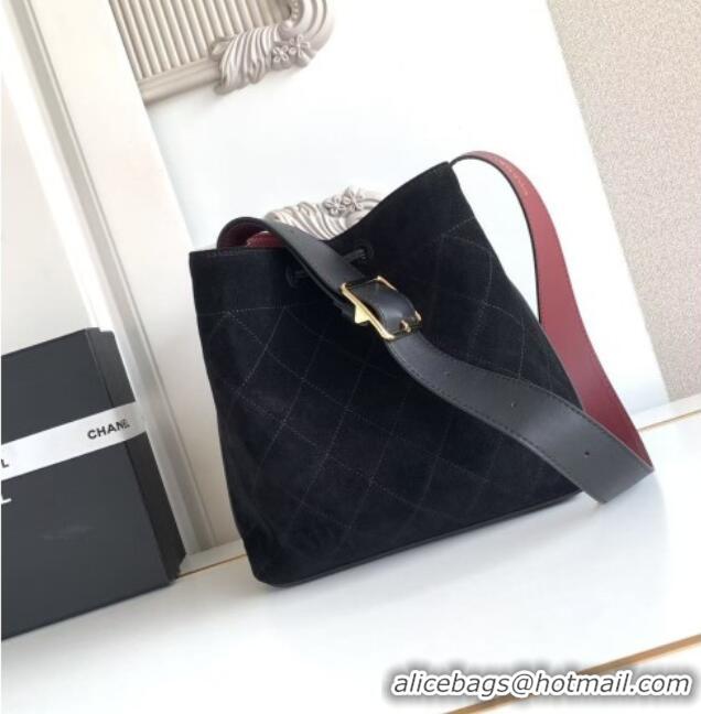 New Release Creation Chanel Quilted Suede Small Bucket Bag AS6584 Black 2026