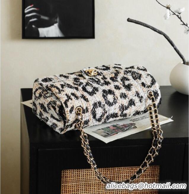 Famous Brand Chanel Tweed & Mixed Fibers Maxi Flap Bag AS6281 CH082225 2026