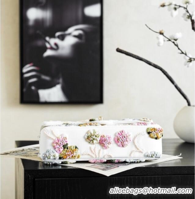 Famous Brand Chanel Embroidery Medium Flap Bag CH082413 White/Pink 2026