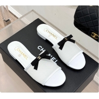 Good Looking Chanel Mules Mesh White & Black 6080108