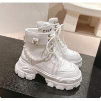 Perfect Chanel Ankle Boots White 6080612