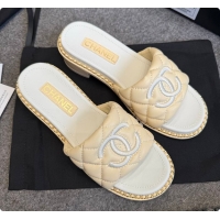 Luxurious Chanel Bab...