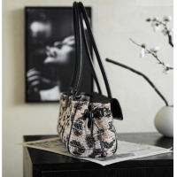 Well Crafted Chanel Tweed & Calfskin Small Shopping Bag AS6288 CH082227 2026