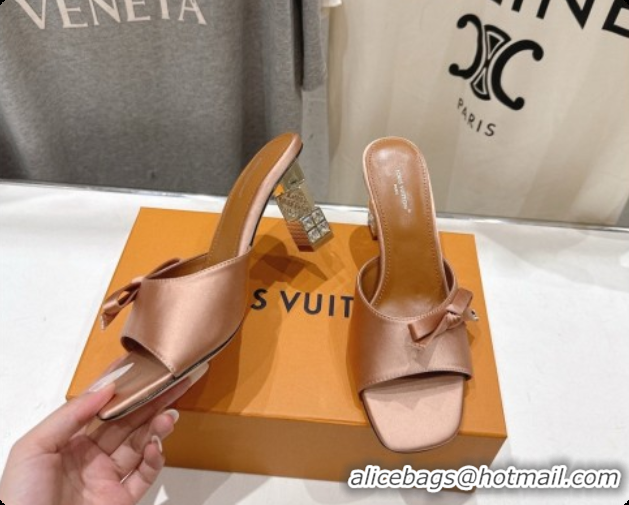 Pretty Style Louis Vuitton LV Cube Mule in Brown Satin Pre-Fall 6073034 2026