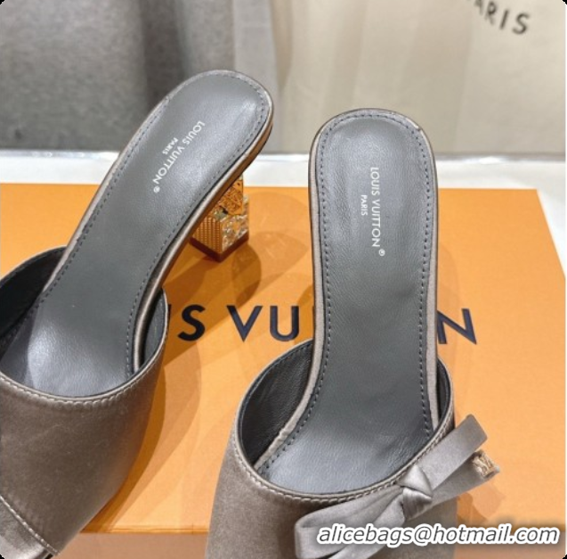 Popular Style Louis Vuitton LV Cube Mule in Grey Satin Pre-Fall 6073037 2026
