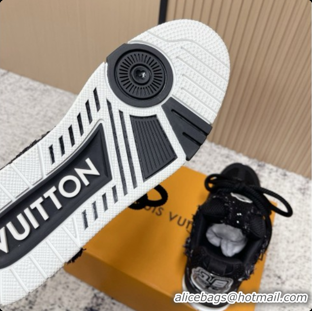 Grade Quality Louis Vuitton LV Skate Sneaker in Beige Mix of Materials LV073077 Black 2026