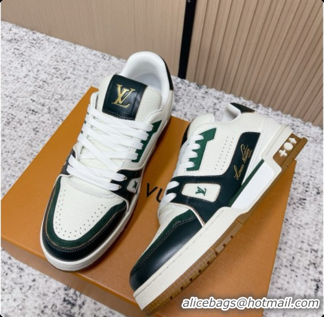 Buy Luxury Louis Vuitton Louis Vuitton LV Trainer Sneakers in Leather LV073101 White/Green 2026