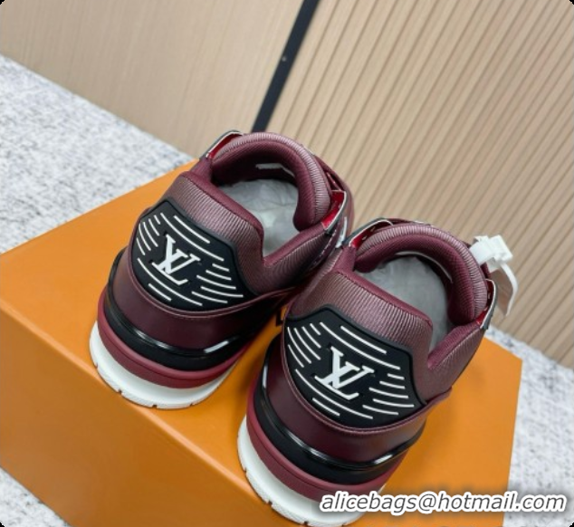 Pretty Style Louis Vuitton LV Skate Sneaker in Beige Mix of Materials LV073107 Burgundy 2026